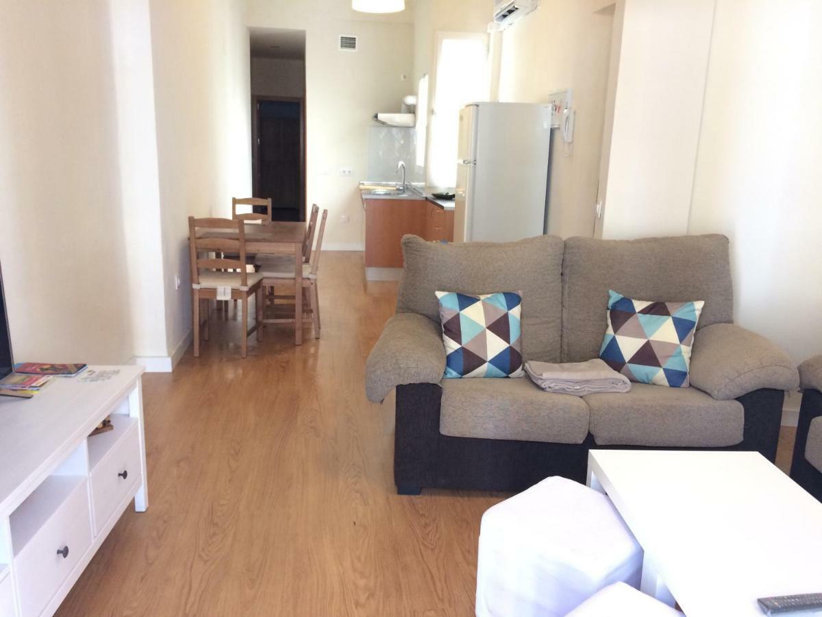 Ferienwohnung Peris Mencheta Sevilla Exterior foto